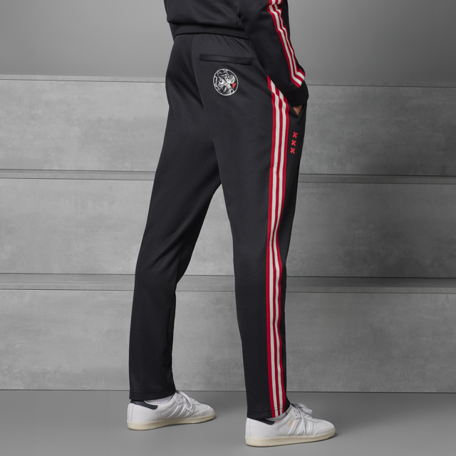 (大人気)unbro ajax design logo track pants The official Ajax Fanshop Largest range official Ajax articles.